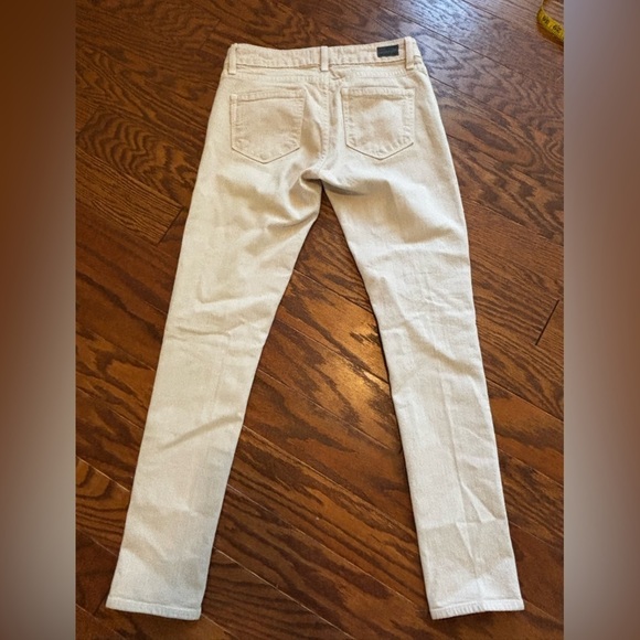 Paige skyline ankle peg cream denim women’s size 24. Gently used. Skinny jeans. - Picture 9 of 9